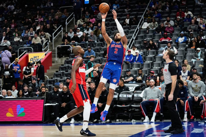 XingKong Sports-包含NBA总决赛今夜再迎强敌，犹他爵士绝杀压哨，主帅态度：引发热议，控场能力受关注的词条