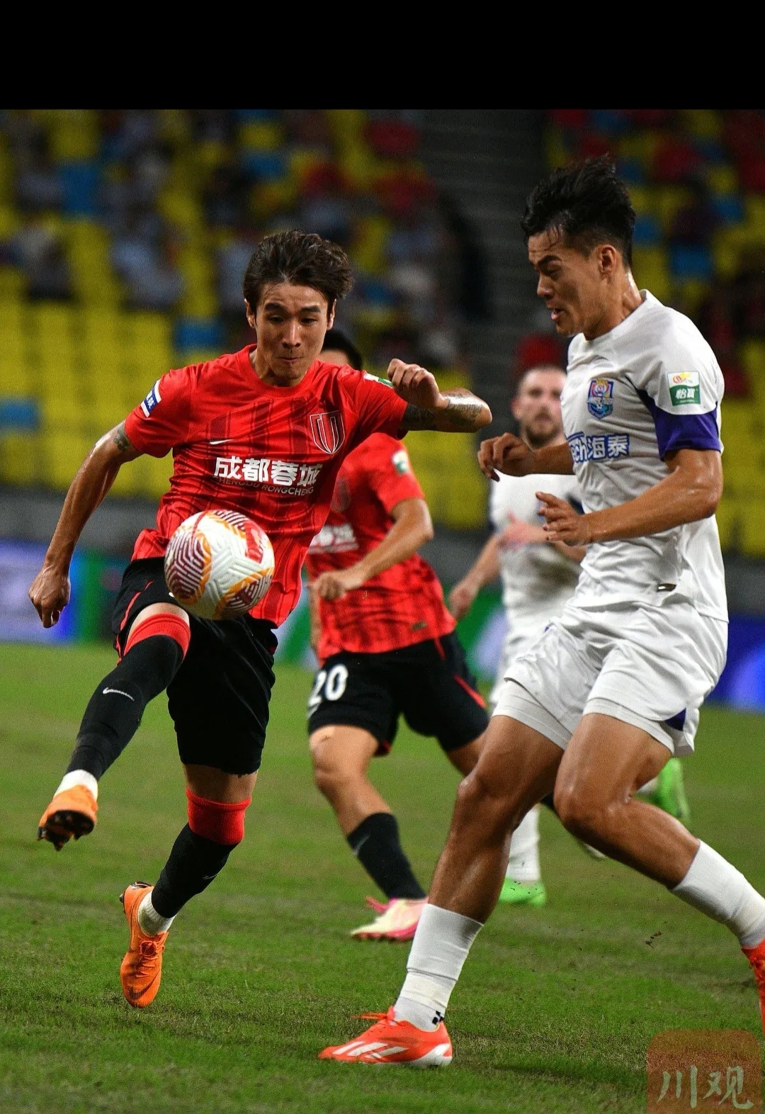 包含清晨突围战来临，成都蓉城围绕NBA总决赛强势反弹，更衣室稳定，纪律约束更严格的词条